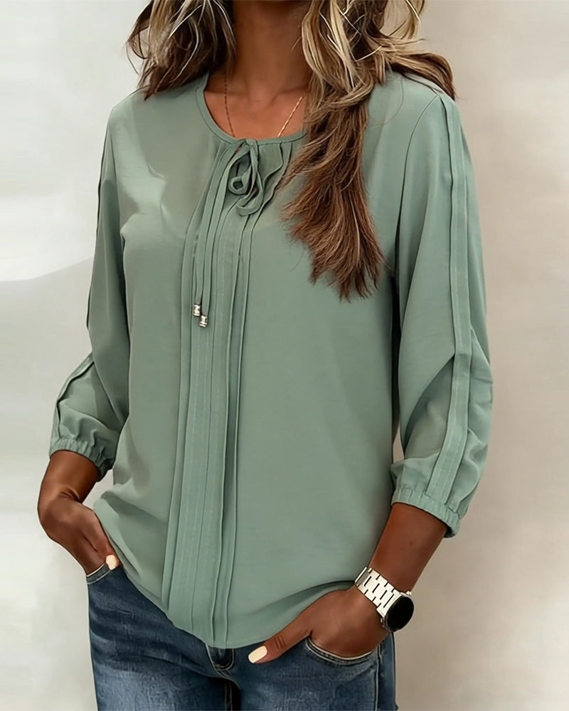 Stijlvolle Lace-Up Accordion Pleated Top