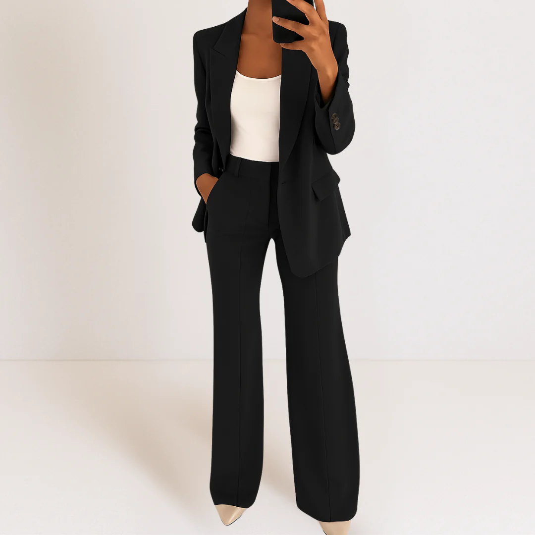 Moderne Blazer Outfit met Opvallende Streeprand
