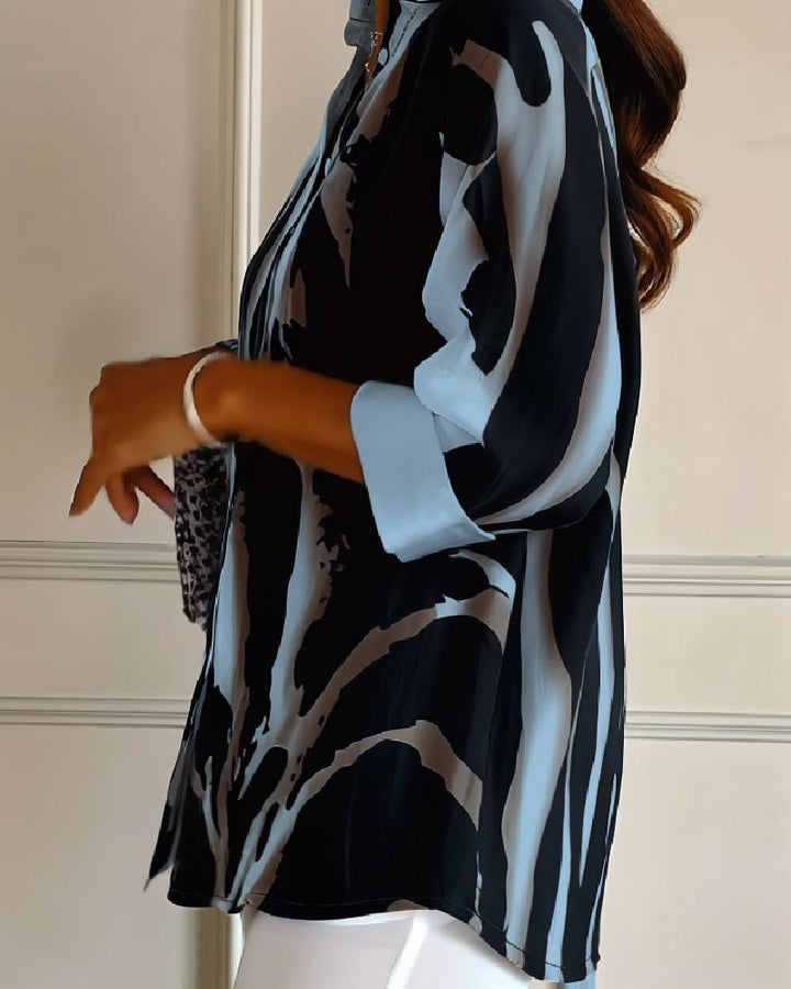 Blouse met opstaande kraag en onregelmatige print