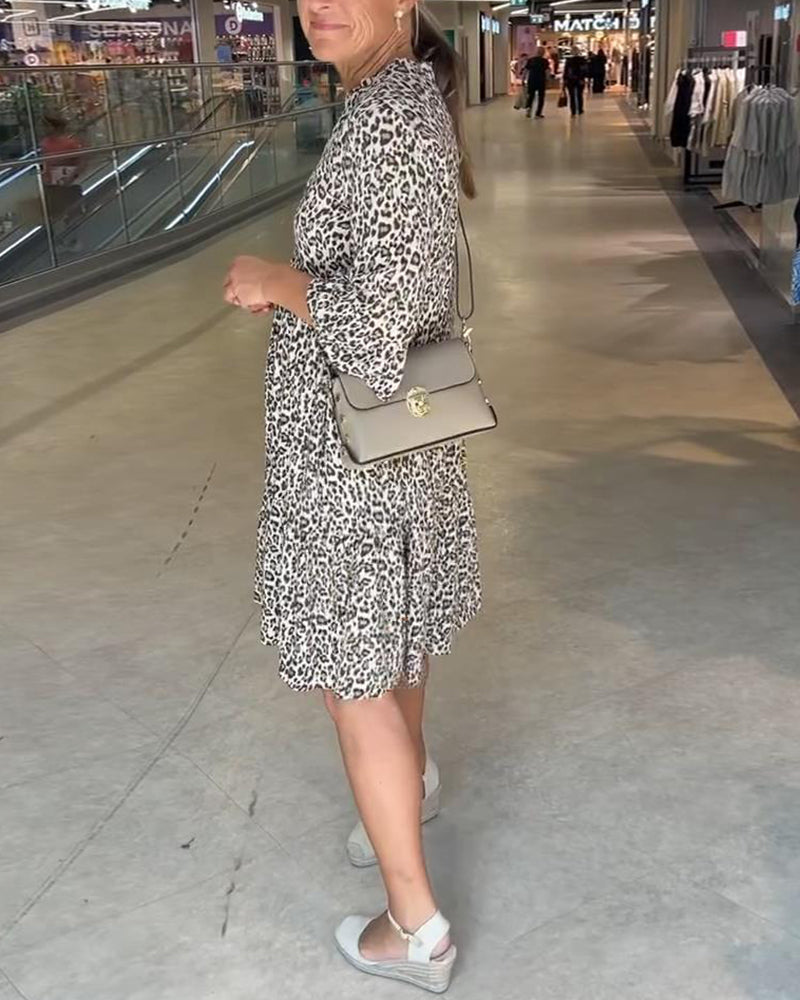 Moderne Casual Jurk met Opvallende Print