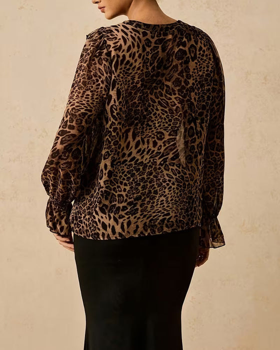 V-hals blouse met ruches en luipaardprint