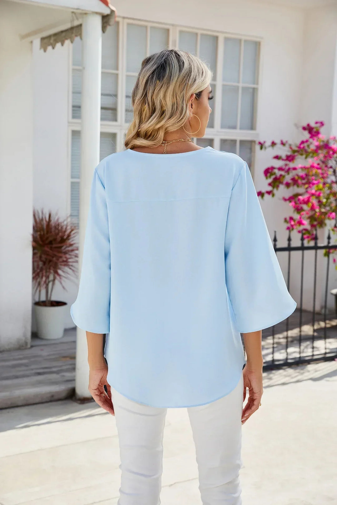 Modern V-hals blouse design