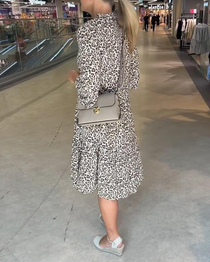 Moderne Casual Jurk met Opvallende Print