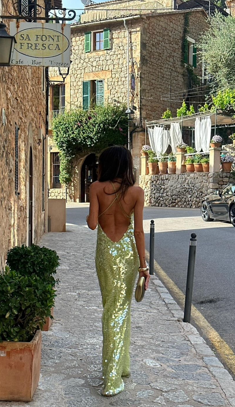 Rugloze partyjurk met vierkante hals en pailletten
