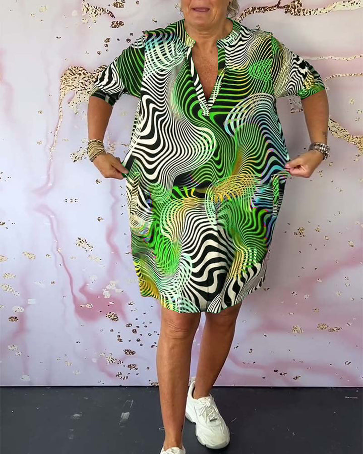 Vibrant V-Neck Flare Jurk