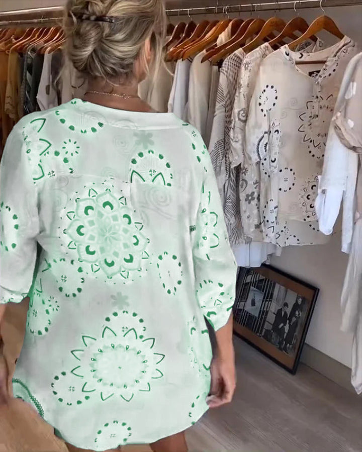 Veelzijdige V-Neck Printed Half Sleeves Blouse