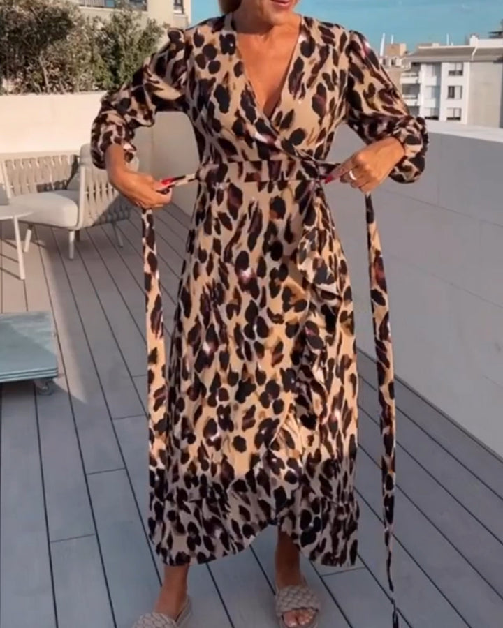 V-hals jurk met luipaardprint