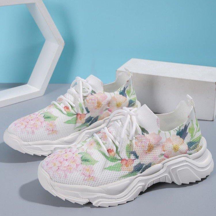 Ademende vetersneakers met bloemenprint