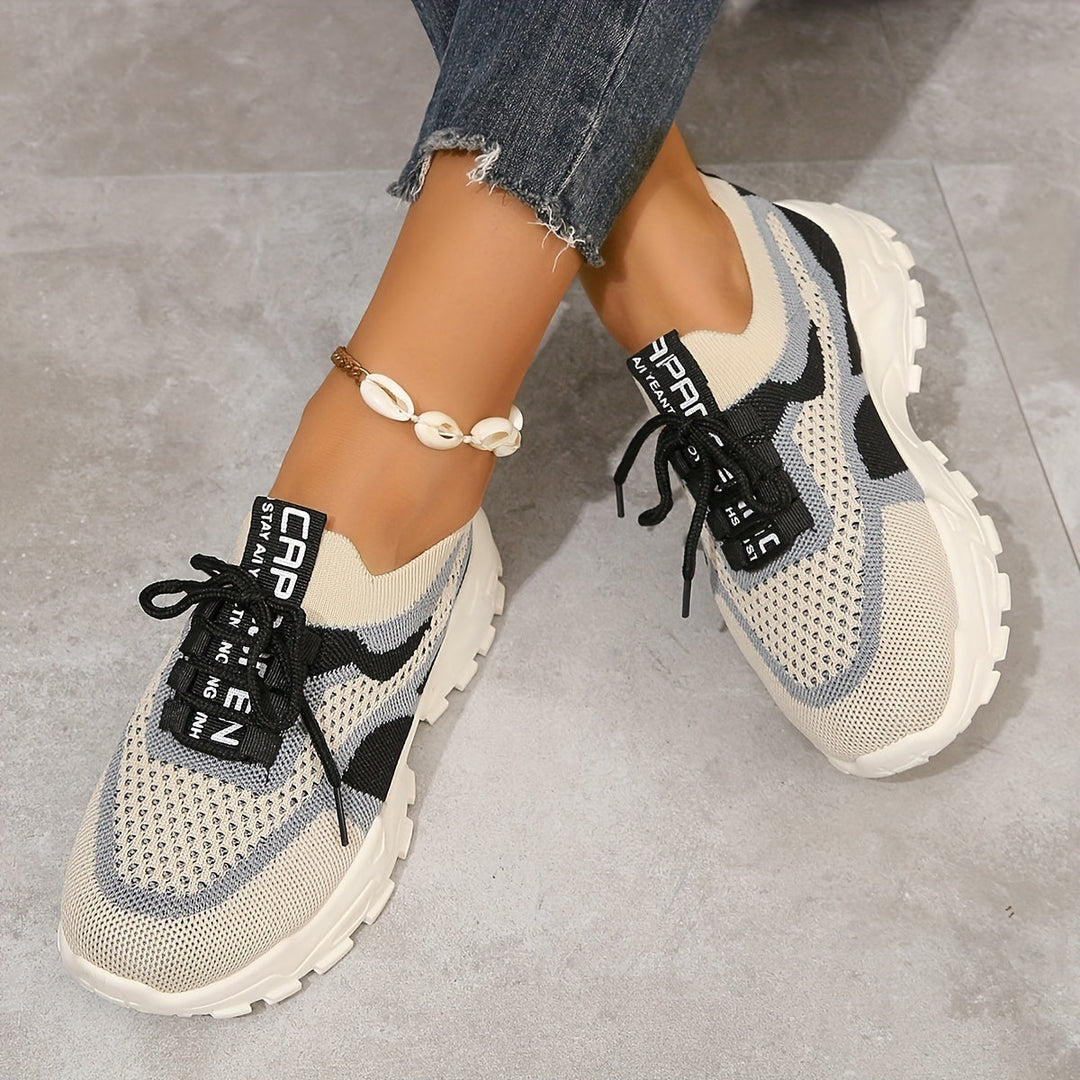 Amanda Stijlvolle Mesh Sneakers met Flexibele Pasvorm