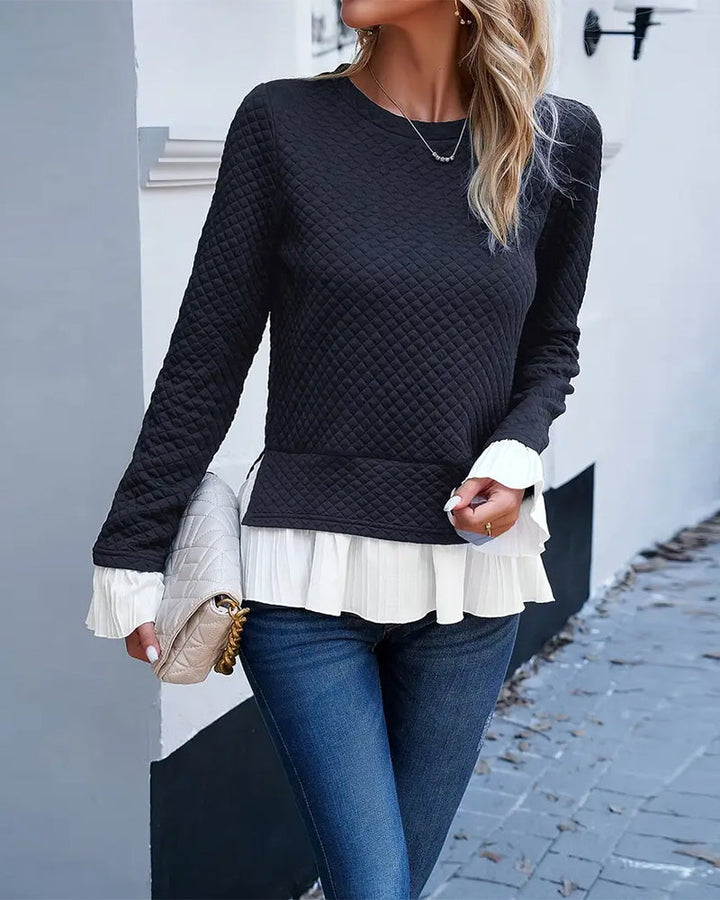 Crew Neck Top met kanten contrast