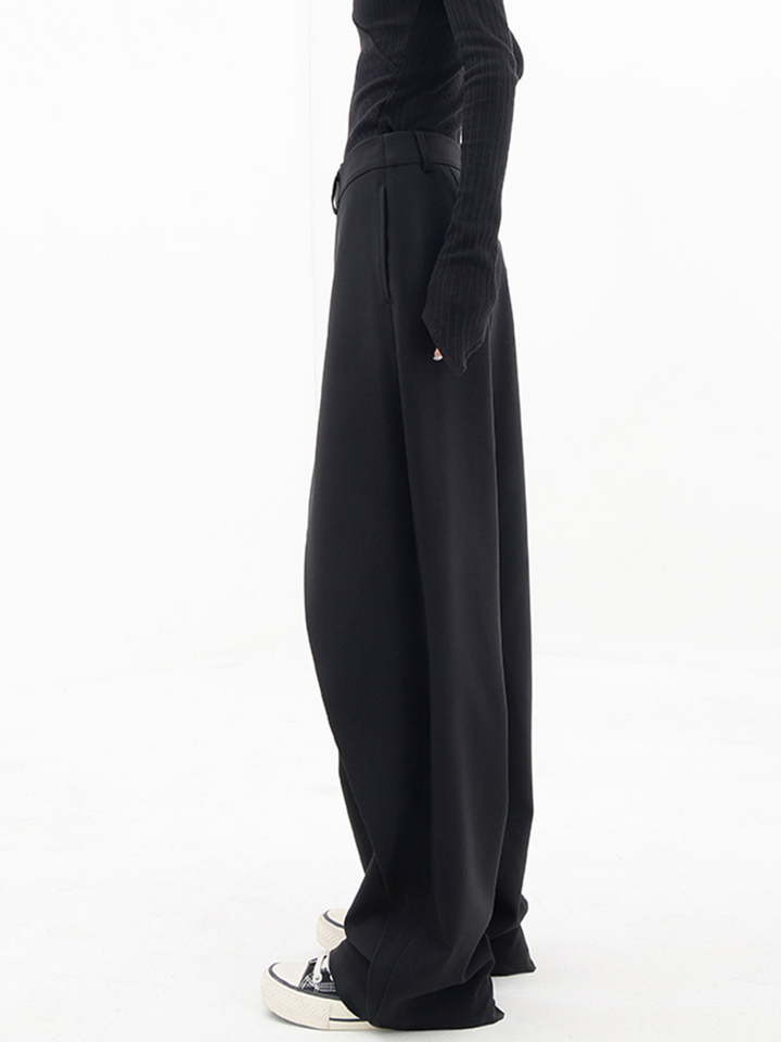 Modieuze asymmetrische broek