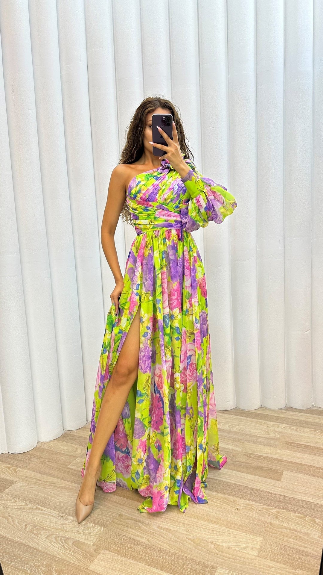 Luchtige Gown met Elegante Drapering