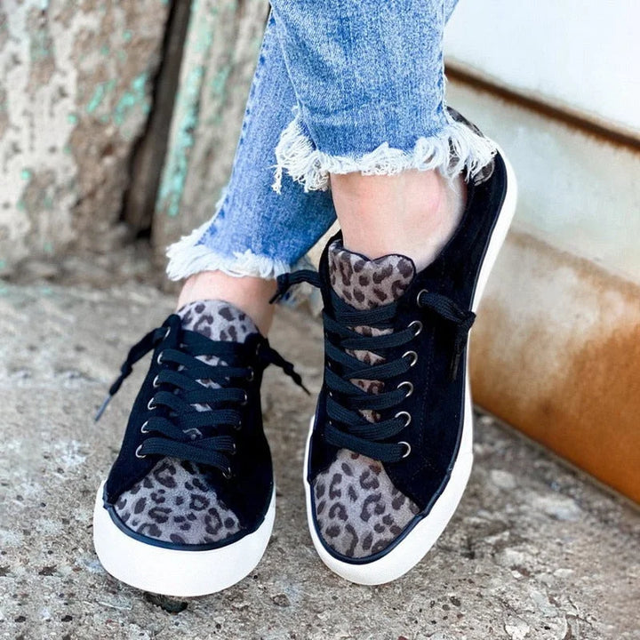 Modieuze sneakers met luipaardprint