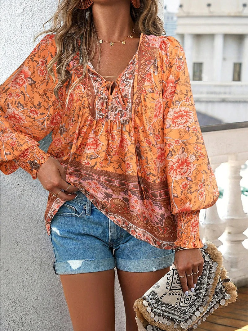 Fresh Look Floral Blouse met Casual Charm