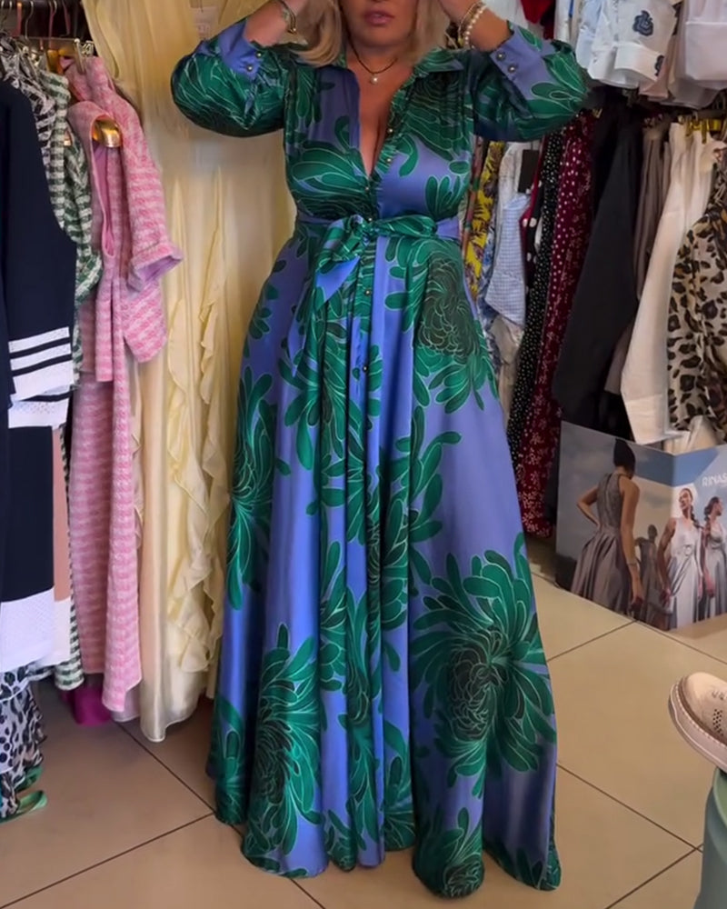 Aansluitende Swingjurk met V-hals en lange mouwen