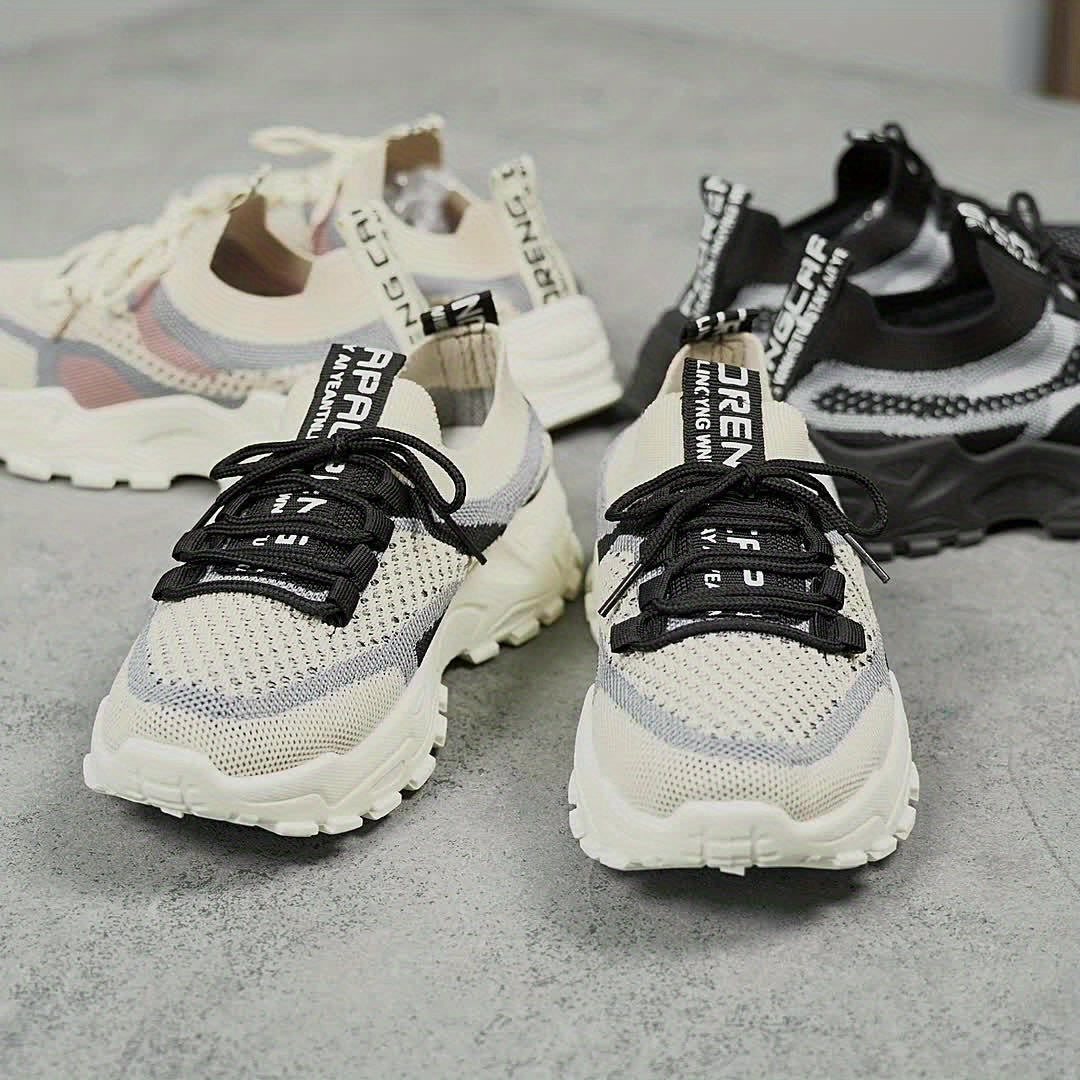 Amanda Stijlvolle Mesh Sneakers met Flexibele Pasvorm