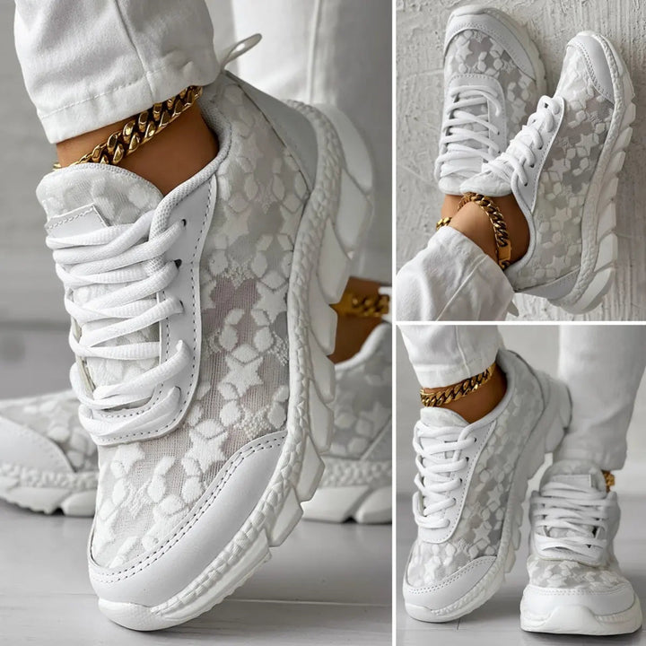 Ademende sneakers met ronde neus en veters voor dames