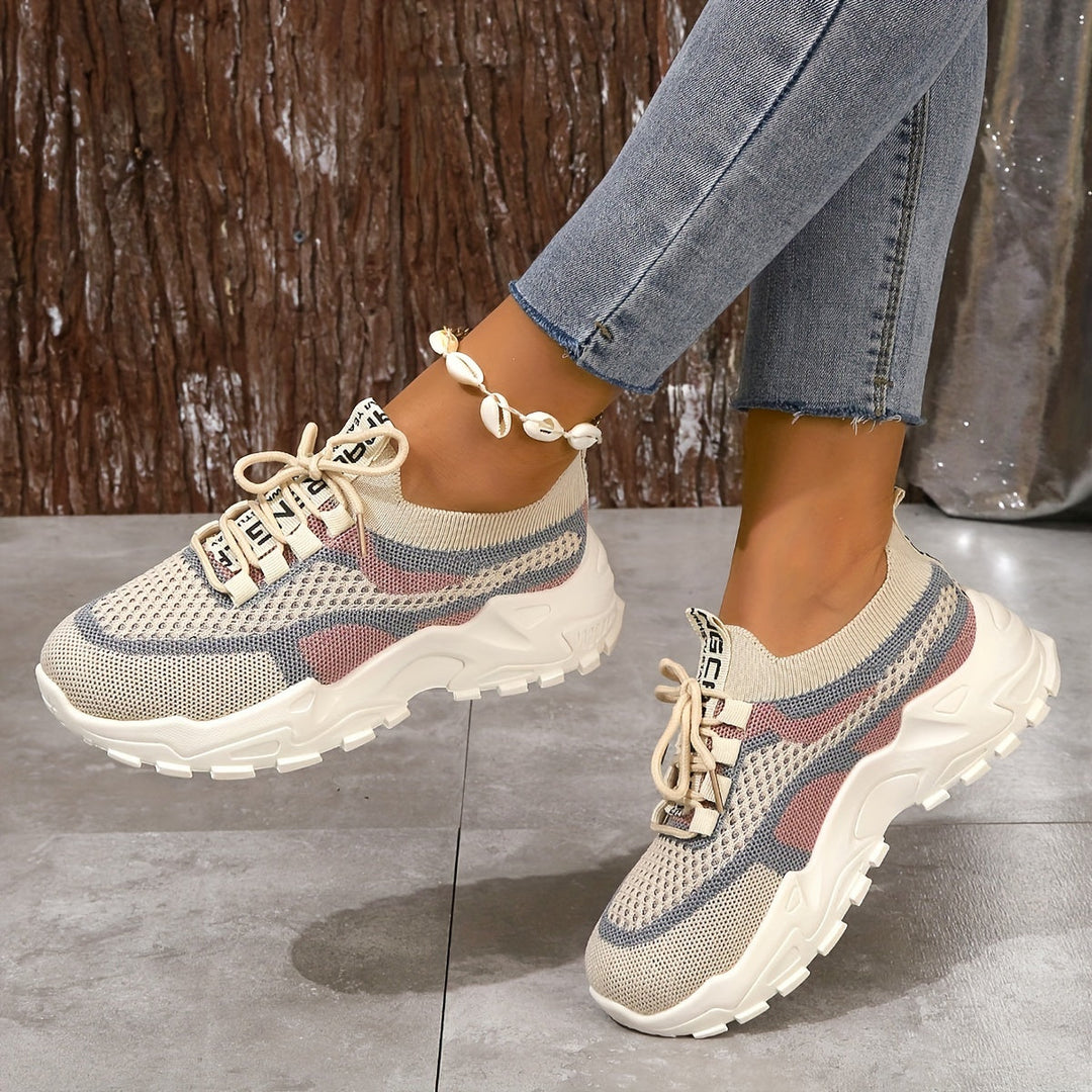 Amanda Stijlvolle Mesh Sneakers met Flexibele Pasvorm