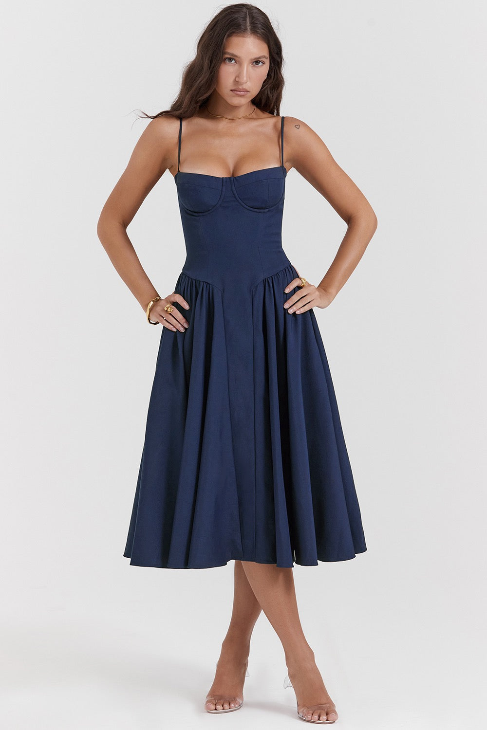 Vintage modieuze mouwloze lange jurk