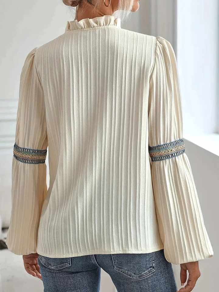 Klassieke V-hals blouse met een licht gevoel