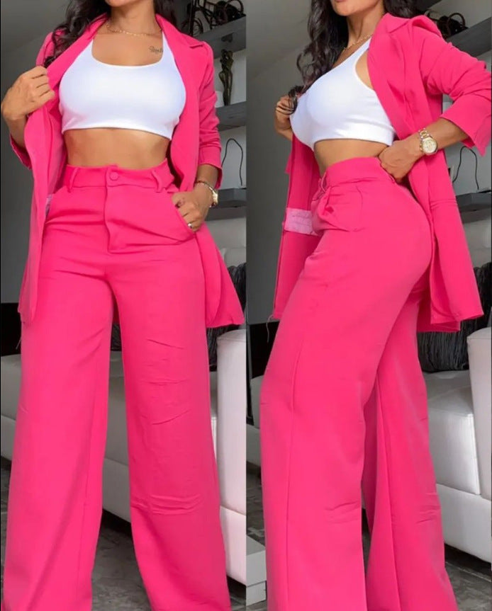 Damespak met revers en rechte broek