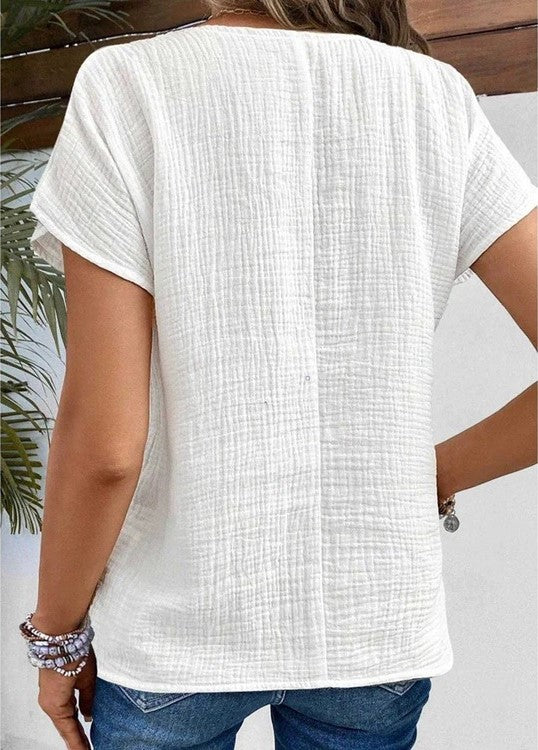 Chique zwierige zomerblouse voor een moeiteloze stijl
