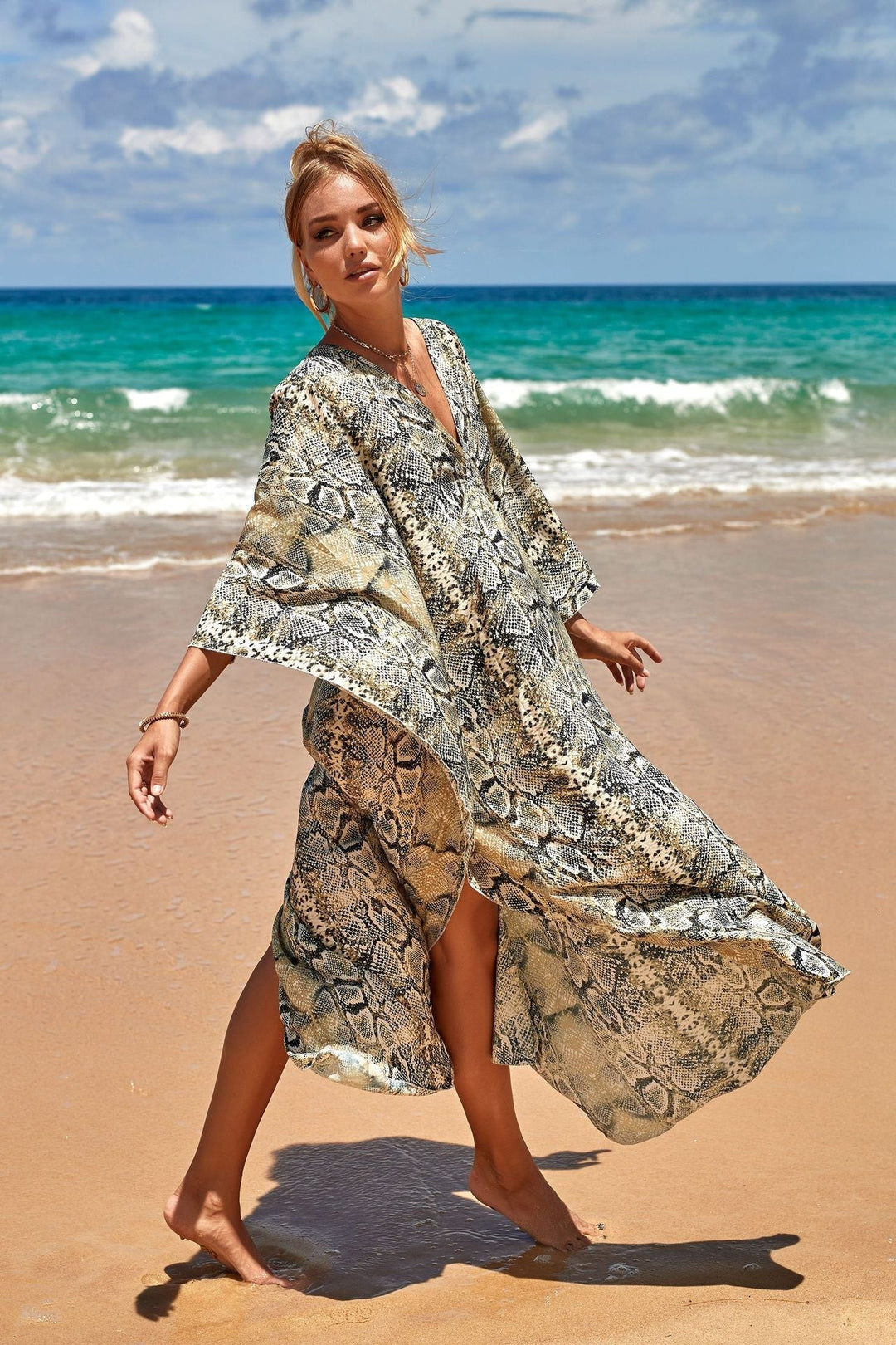 Sandy Drift Maxi Dress met Beachy Flow
