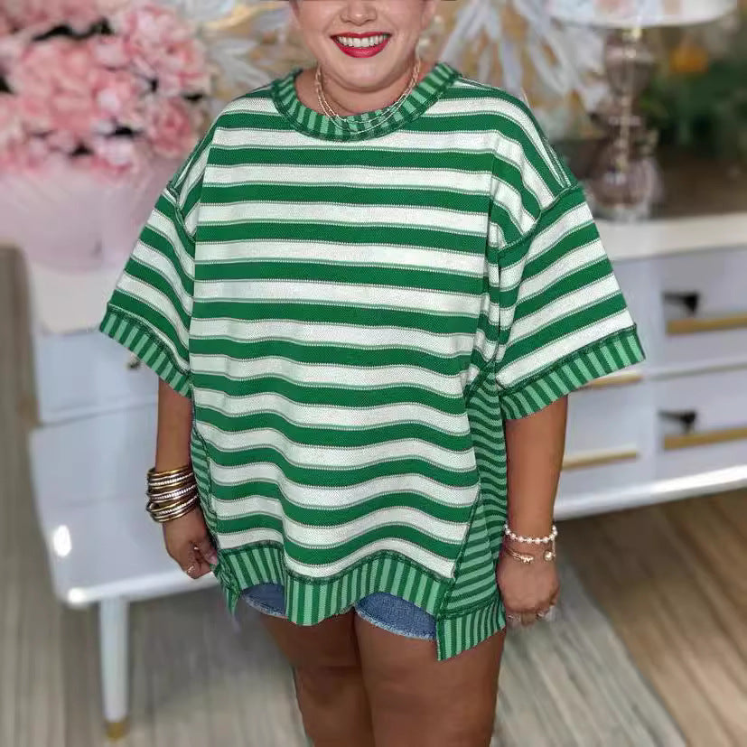 Soft Everyday Stripe Top – Flatteuze pasvorm voor casual kantoordagen en ontspannen weekendoutfits