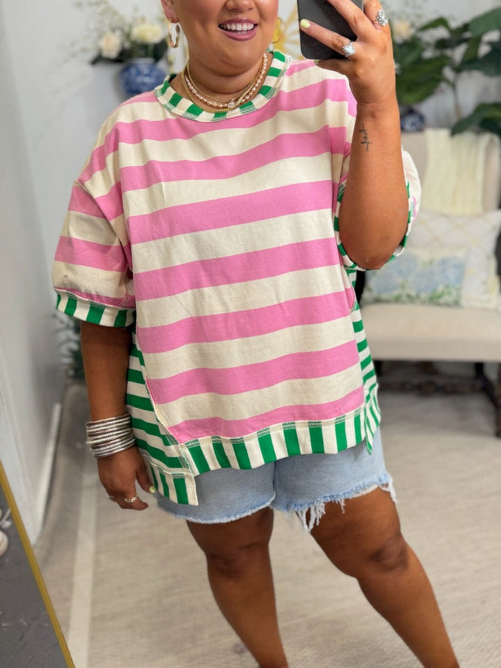 Soft Everyday Stripe Top – Flatteuze pasvorm voor casual kantoordagen en ontspannen weekendoutfits