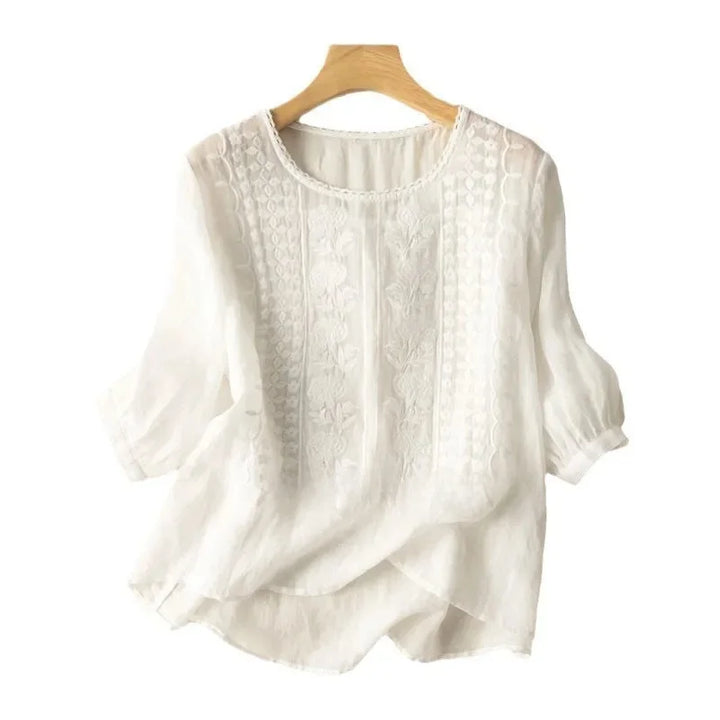 Elegant geborduurde blouse-ontwerp