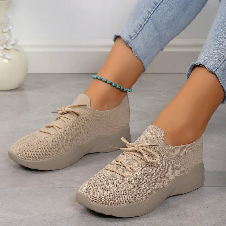 Nessa Orthopedic Shoes met All Day Comfort