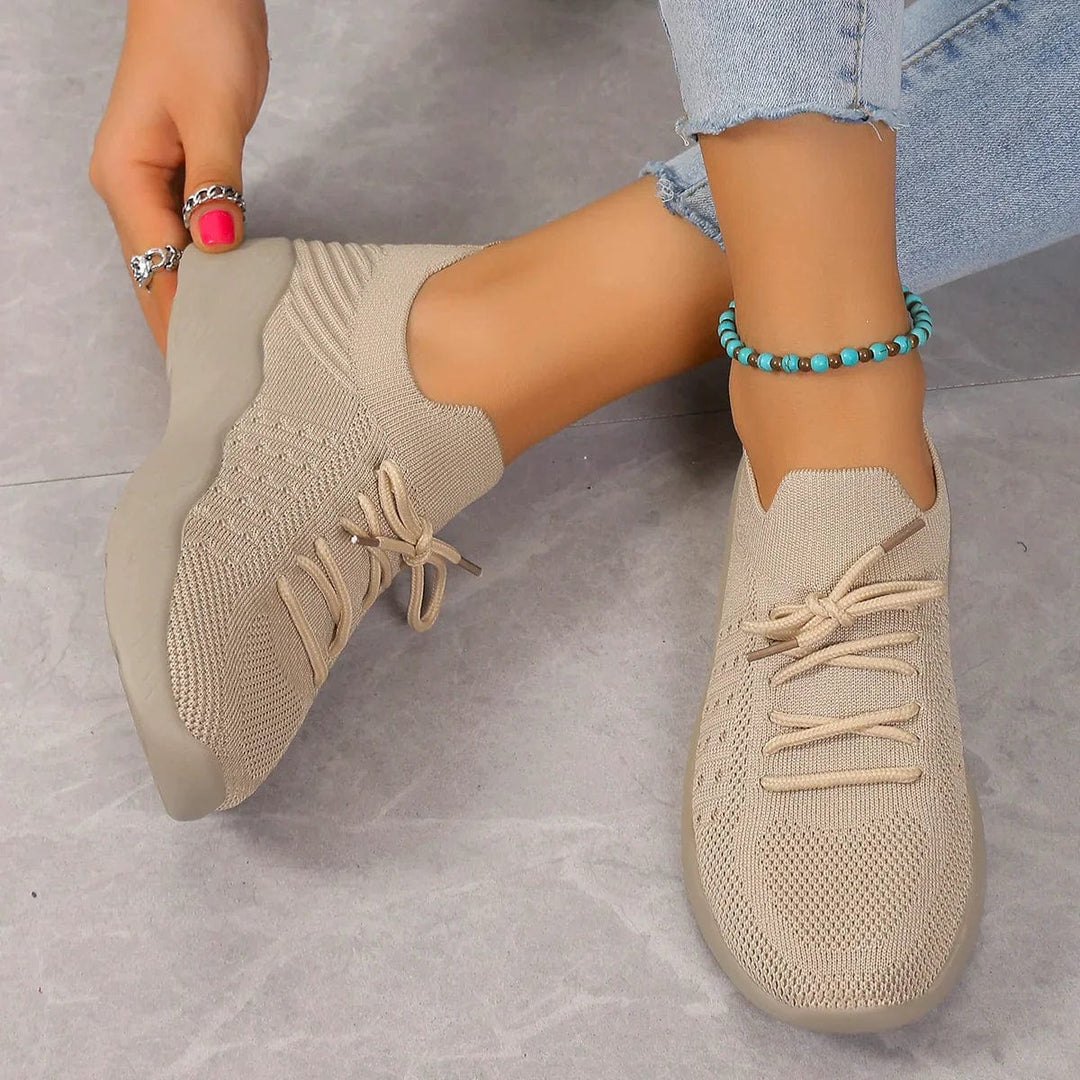 Nessa Orthopedic Shoes met All Day Comfort