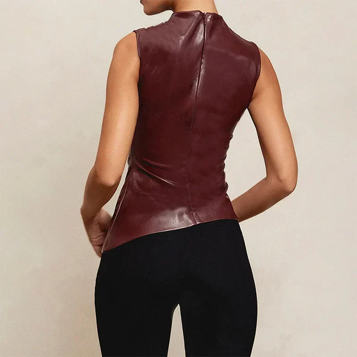 Trendy Black Leather mouwloze top