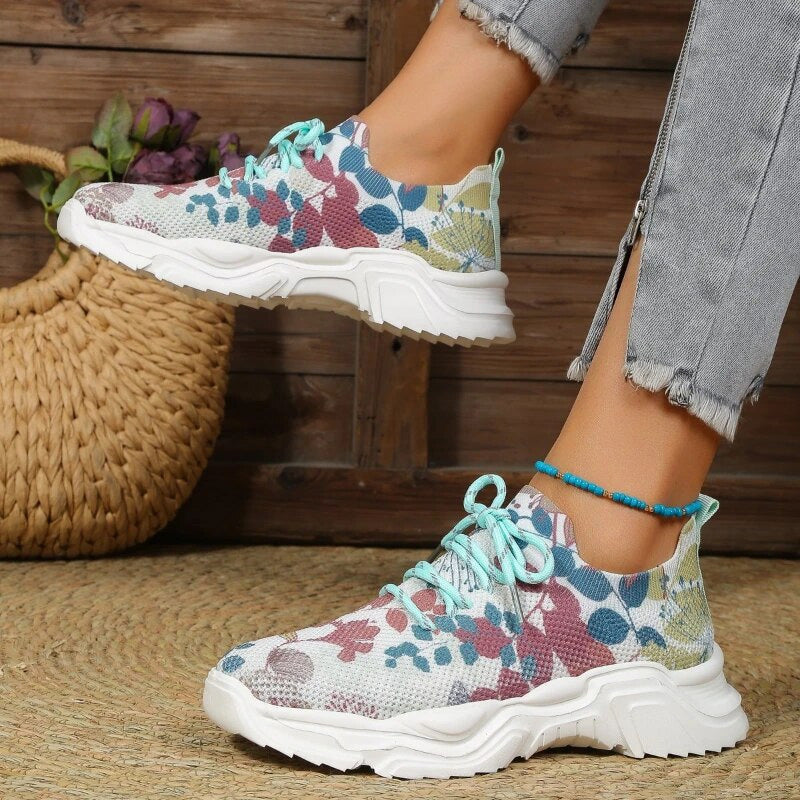Casual mesh sneakers met ergonomische zool en bloemendetails