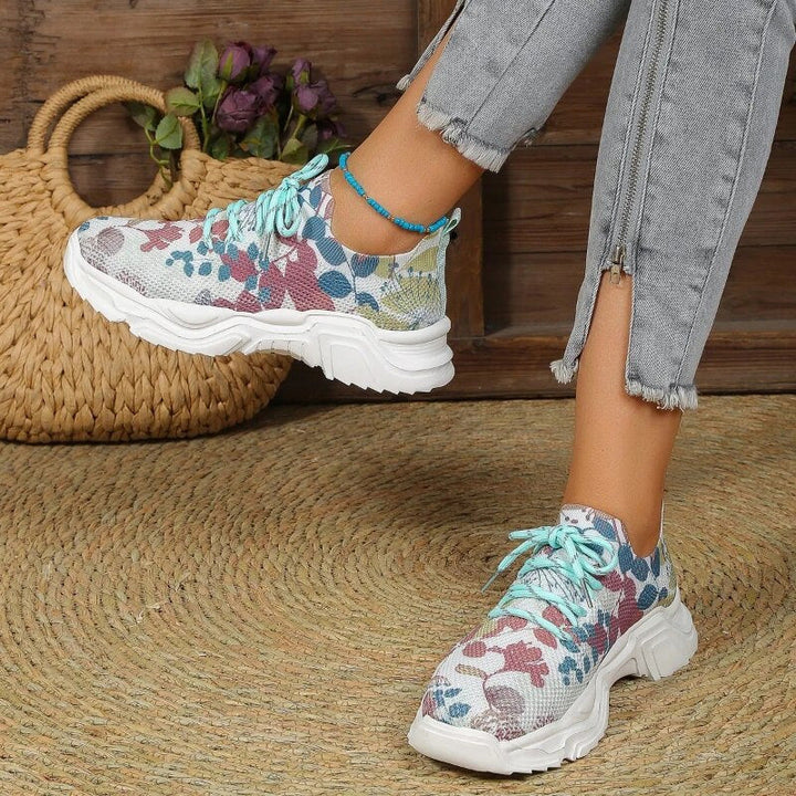 Casual mesh sneakers met ergonomische zool en bloemendetails