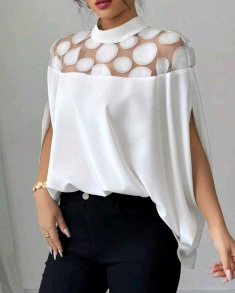 Top met elegante mouwen en shoulder cutouts