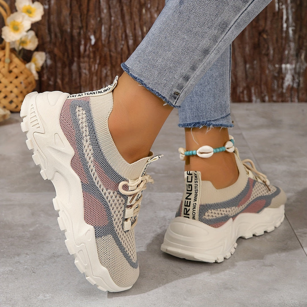 Amanda Stijlvolle Mesh Sneakers met Flexibele Pasvorm