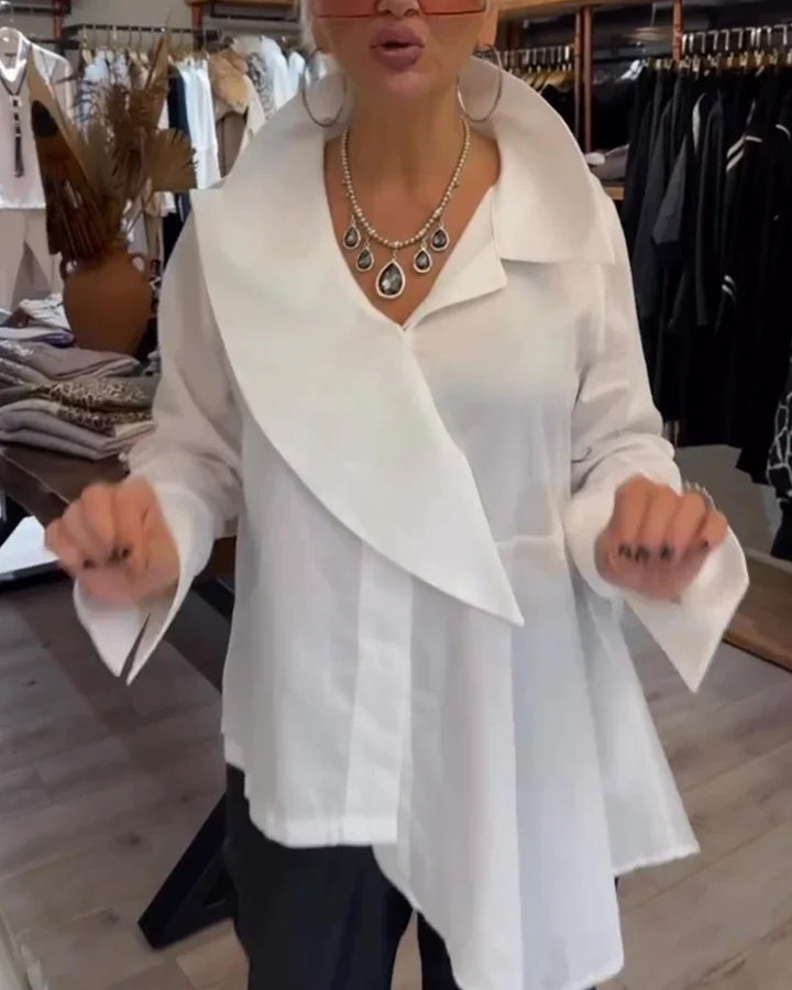 Shirt met effen kleur en asymmetrische revers