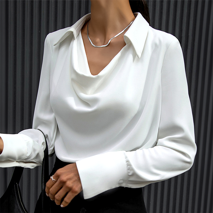 Minimalistische Silk Top met Luxe Fabric Appeal