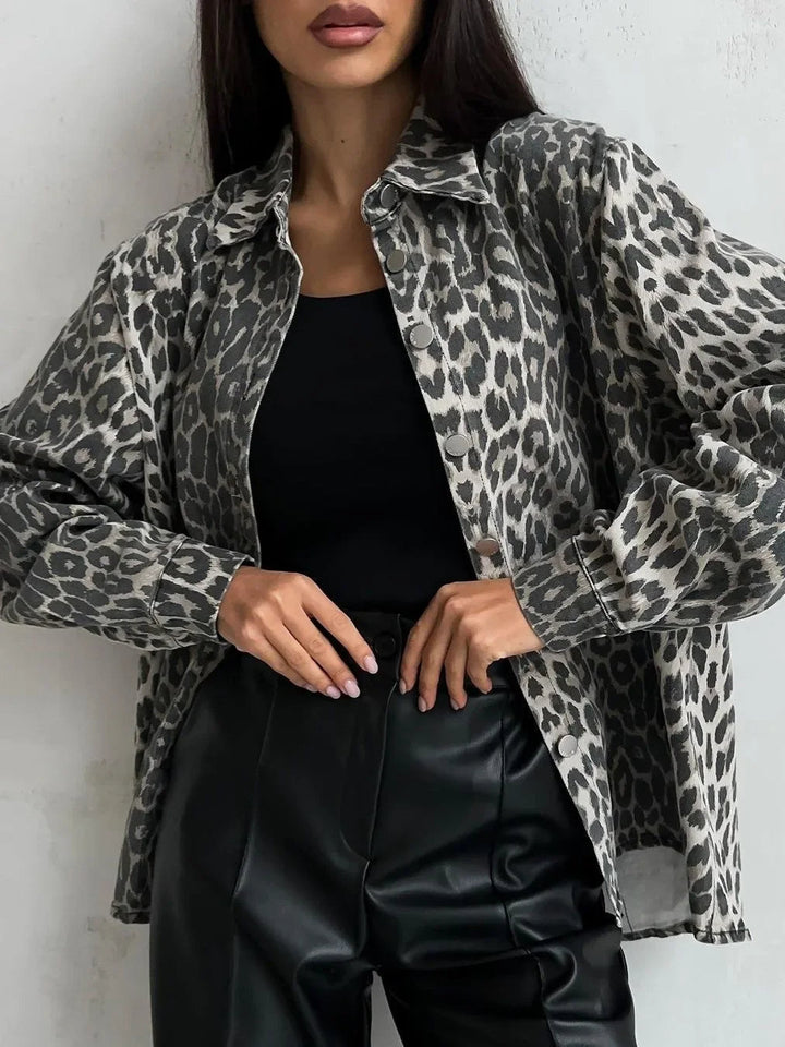 Elegant jasje met luipaardprint