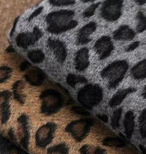 Luipaardprint plusmaatjas
