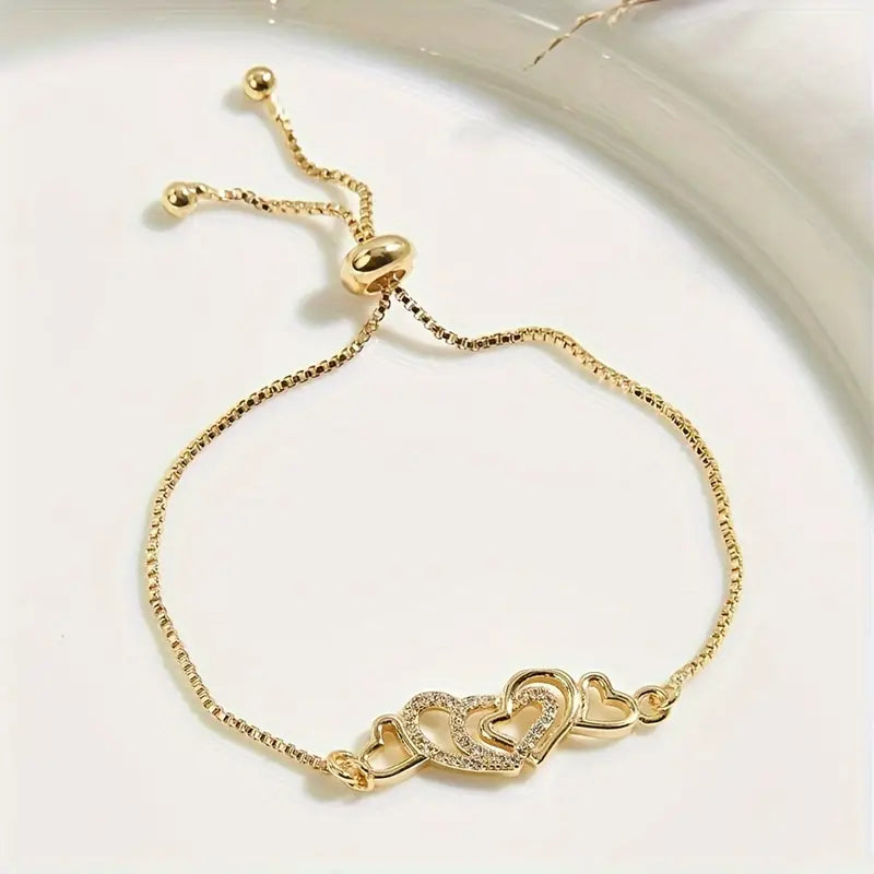 Vintage armband met sprankelende hartjes