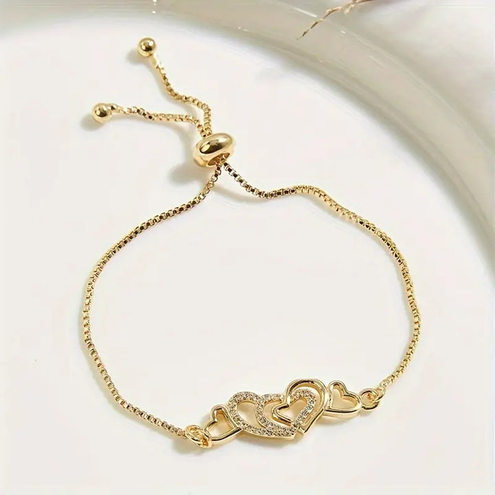 Vintage armband met sprankelende hartjes