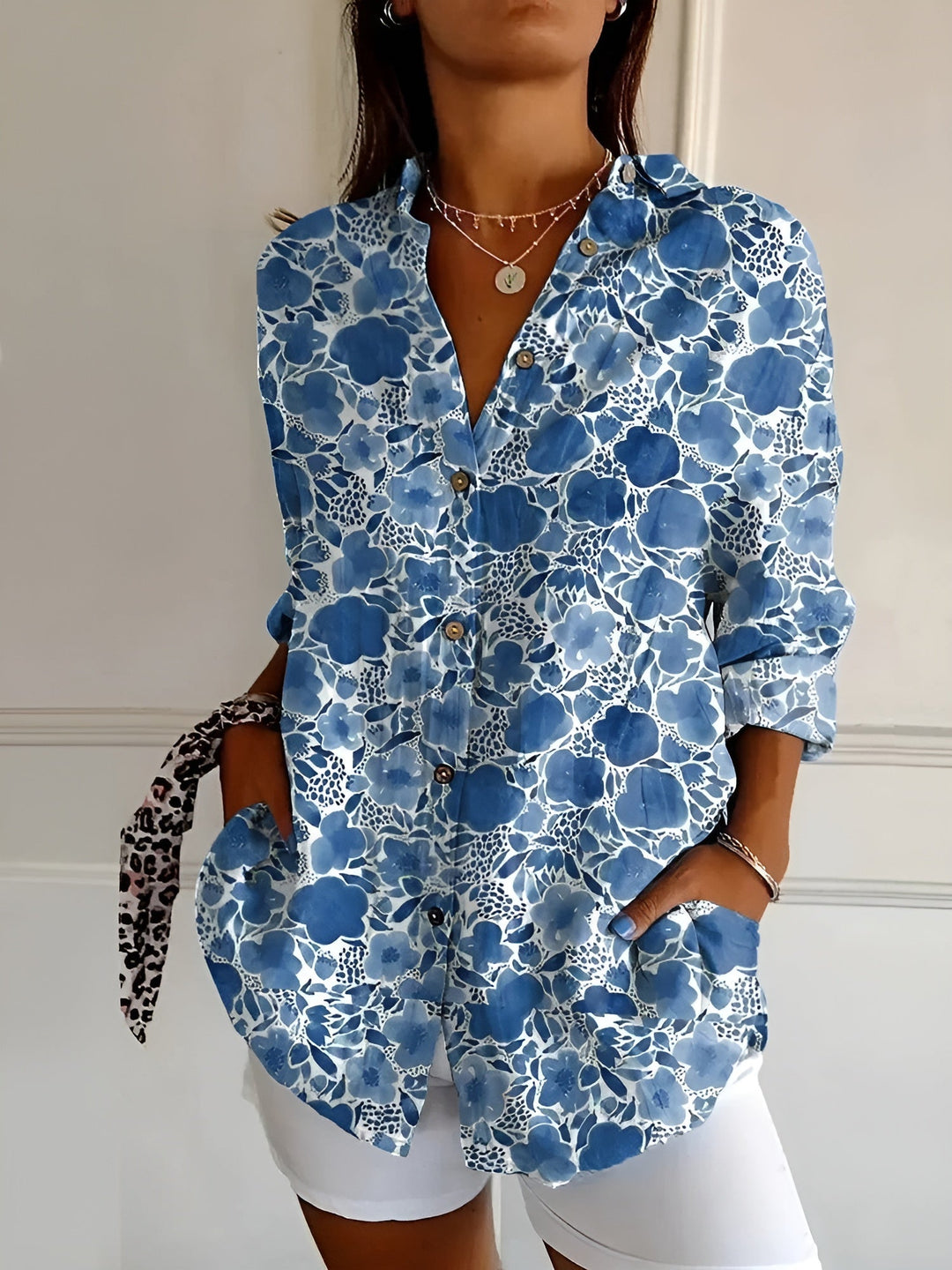 Makeloos Elegante Blouse met Knopen